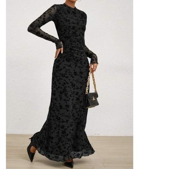 SHEIN Dresses & Skirts - SHEIN Velvet Burnout Sheer‎ Overlay Maxi Dress Womens M Black Floral Whimsigoth
